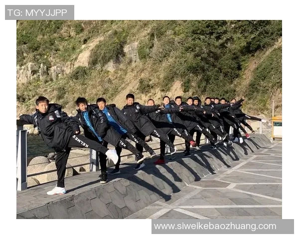 海报球星足球宿舍梦想之地展现青春活力与拼搏精神