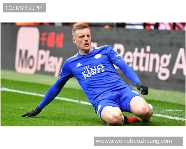 点击创造属于你的足球传奇，打造专属球星成就未来梦想